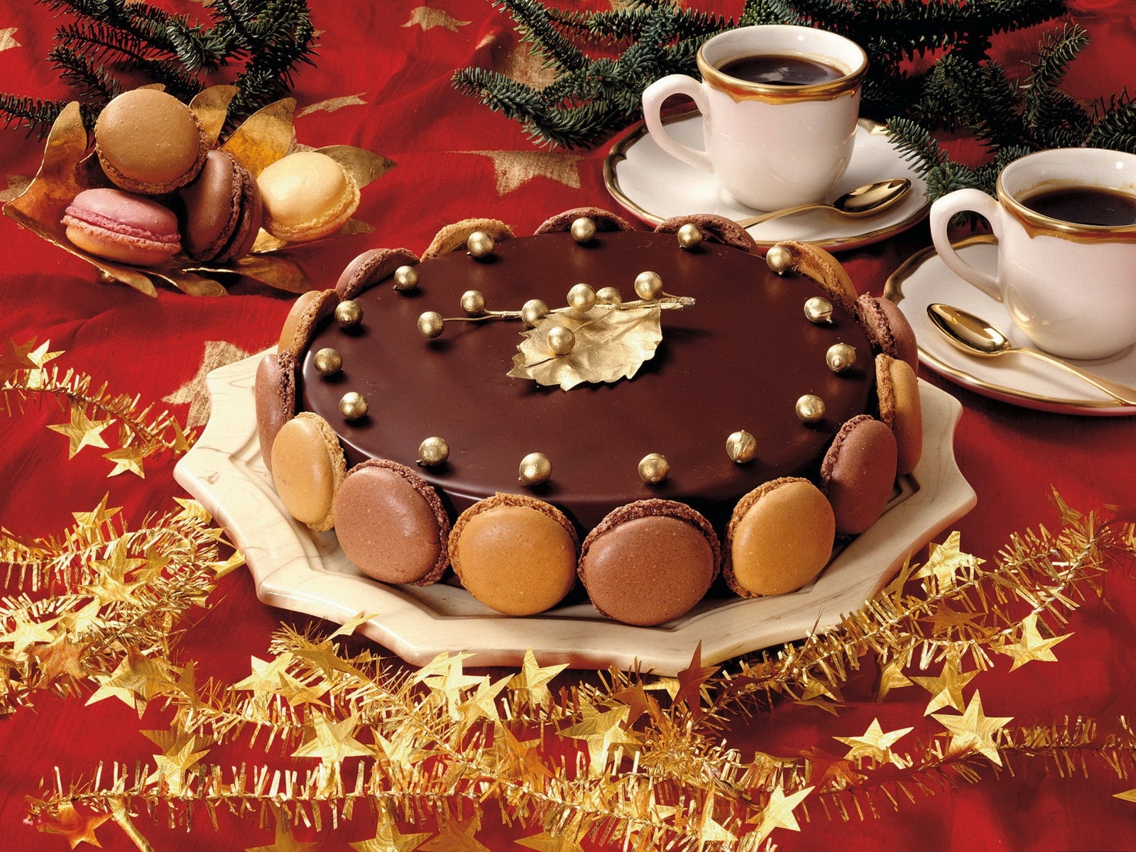 Christmas chocolate cake with macarons