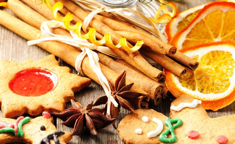 Christmas Cookies and Spices — Brown