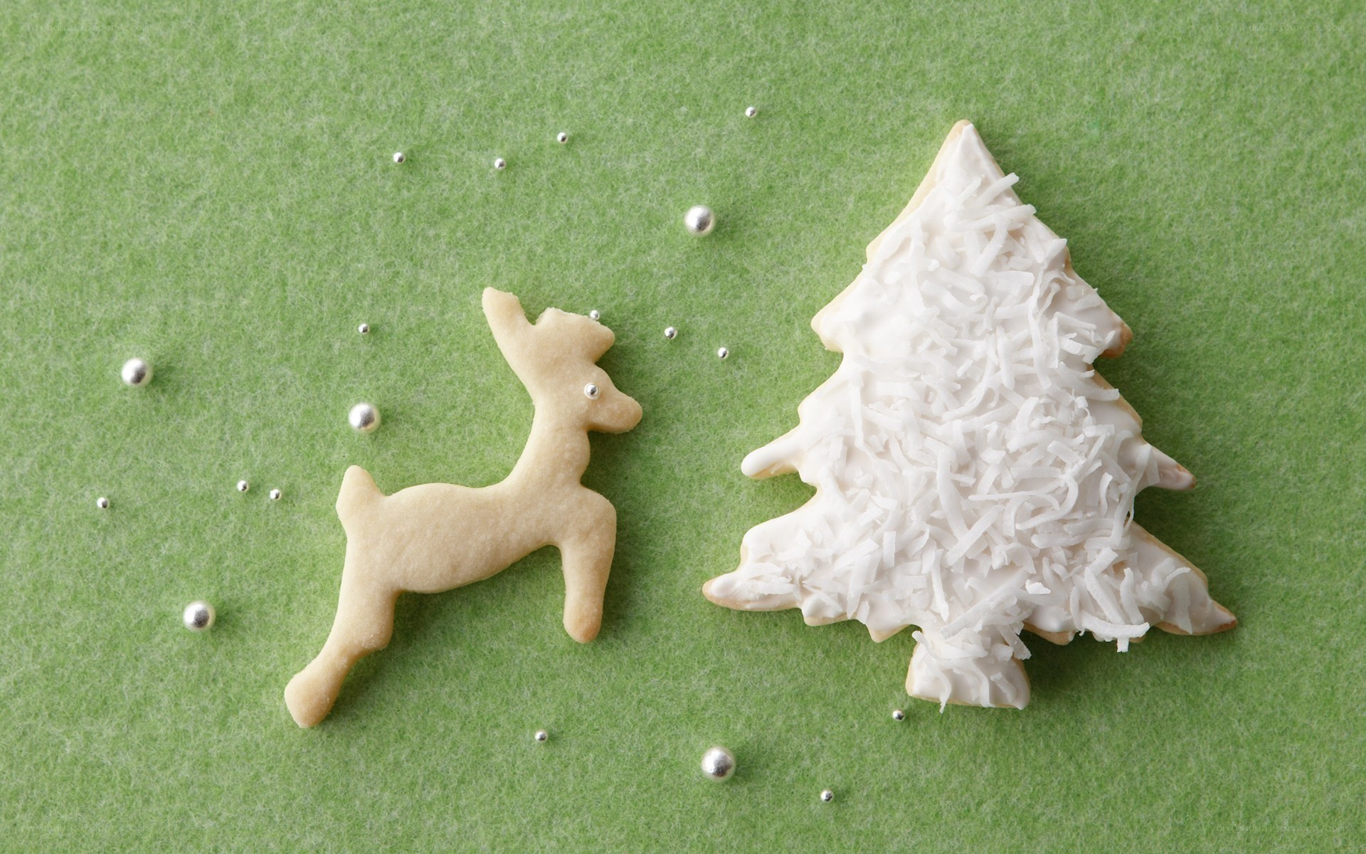 Christmas cookies on green
