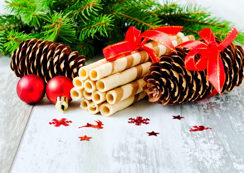 Christmas Cookies with Pinecones