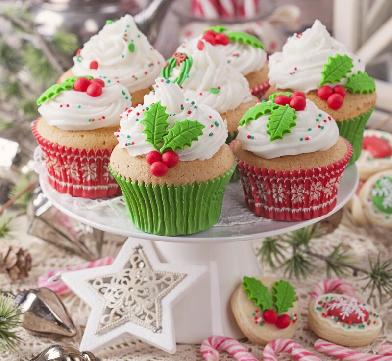 Christmas Cupcakes on Stand