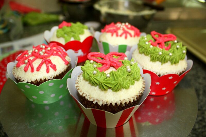 Christmas Cupcakes — Red
