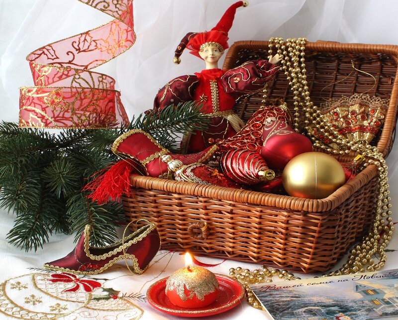 Christmas Decoration Basket