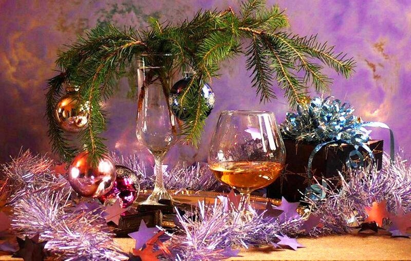 Christmas Decorations and Drinks