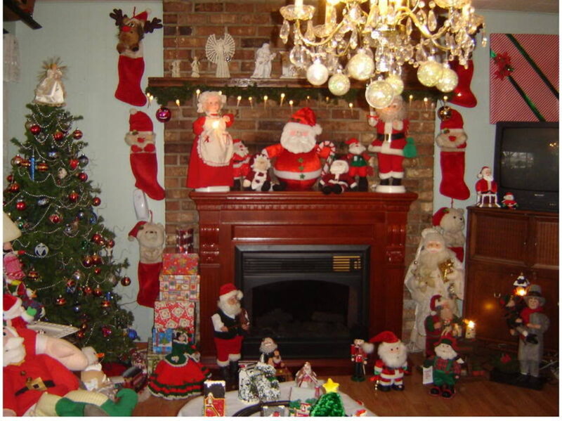 Christmas Decorations in Living Room