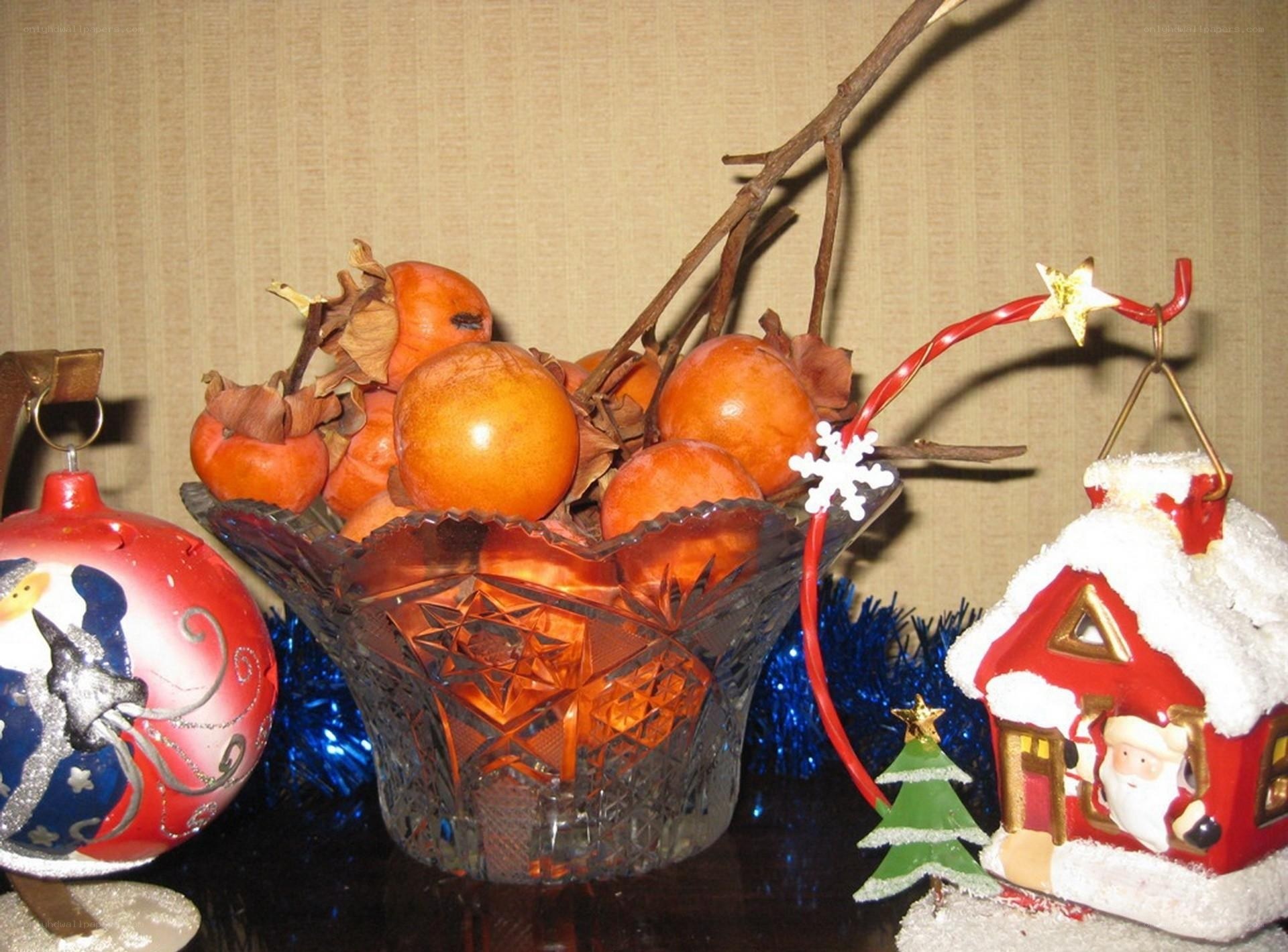 Christmas decorations with persimmons