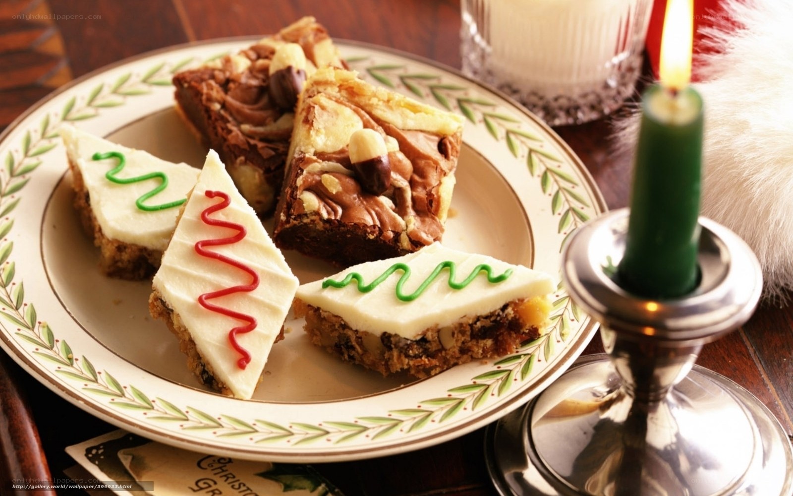 Christmas dessert plate with candles