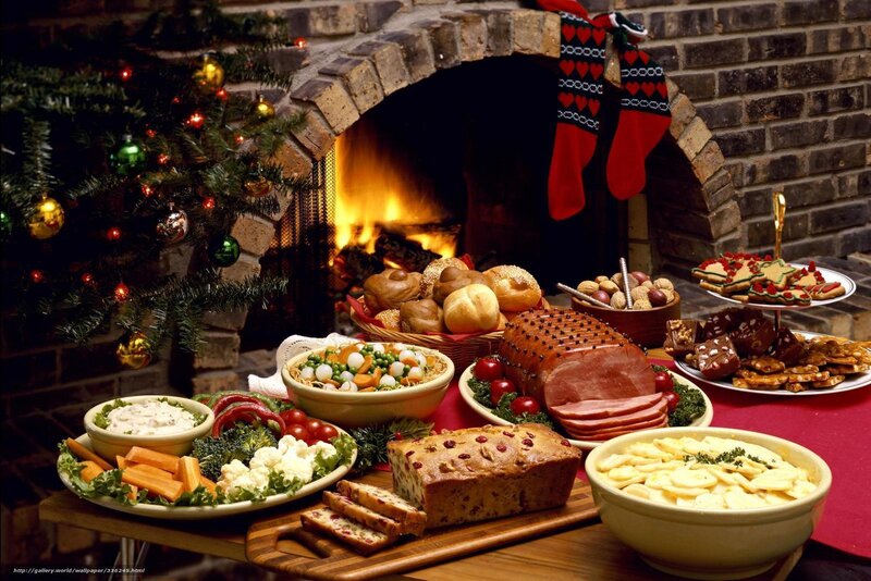 Christmas Dinner Spread — Red