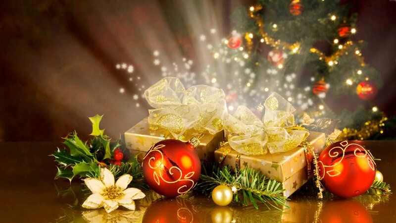 Christmas Gift Arrangement — Red, Festive, Winter, Photograph, Ornaments