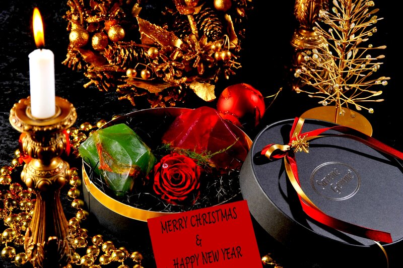Christmas Gift Box — Black, Festive