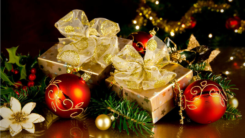 Christmas Gift Boxes — Red, Festive