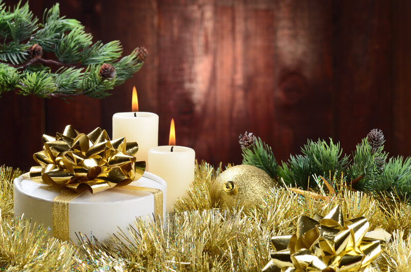 Christmas Gift with Candles — Gold