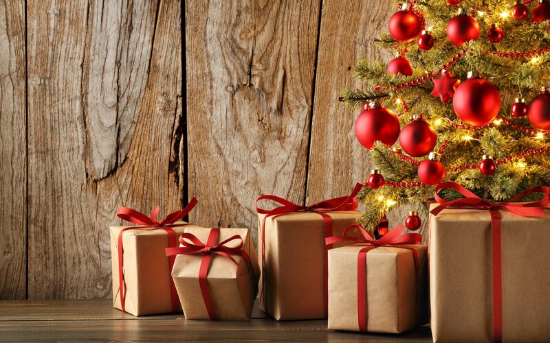 Christmas Gifts and Tree