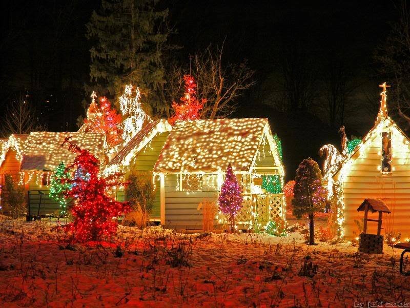 Christmas Light Display — Red, Festive
