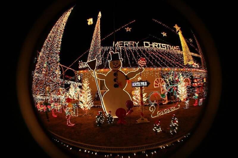 Christmas Light Display — White, Festive