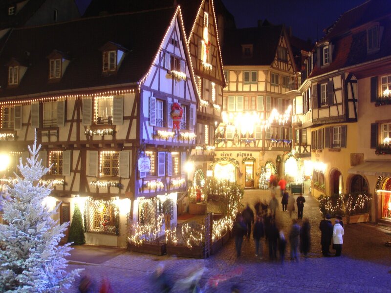Christmas Market Square — White