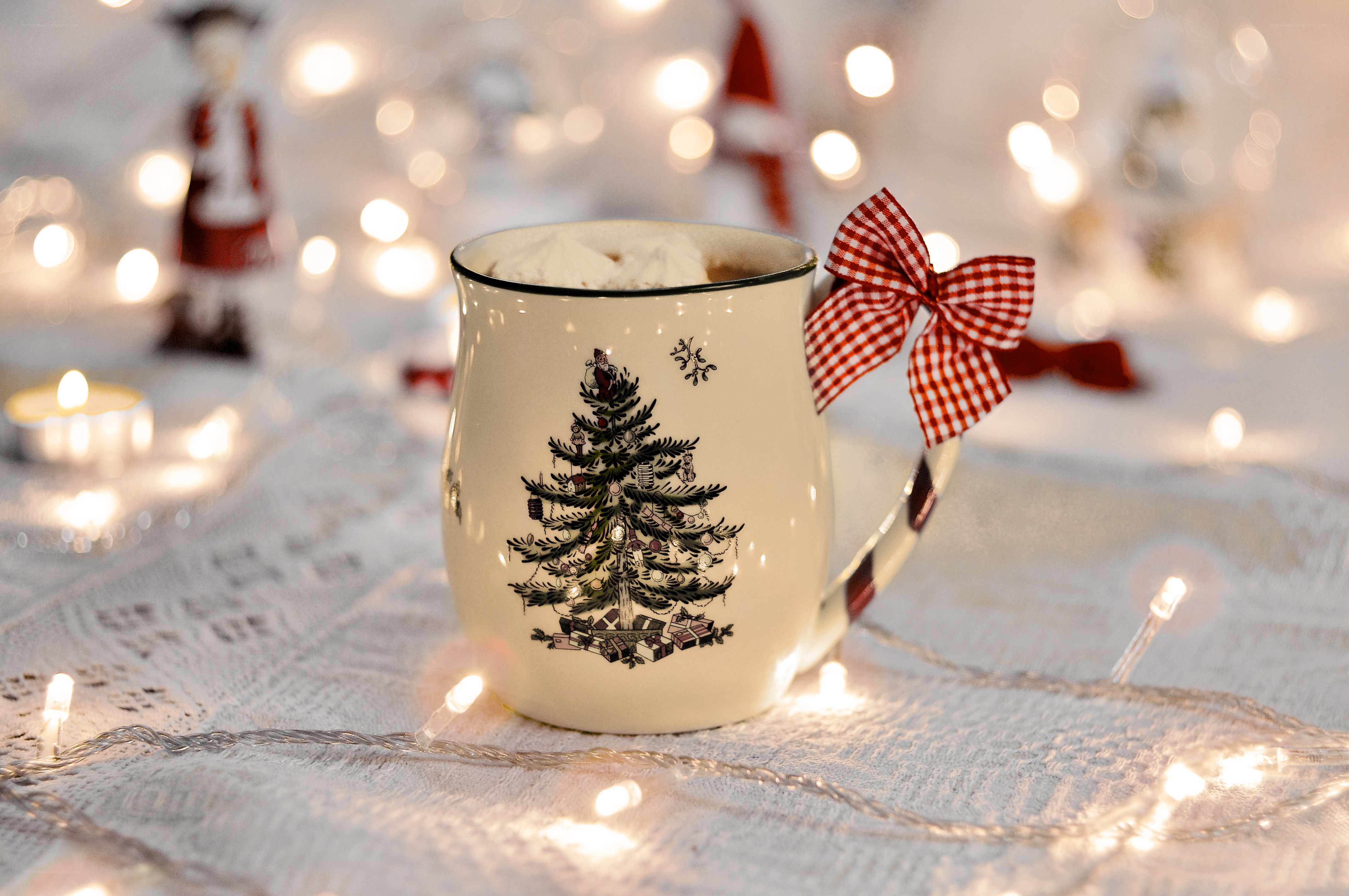 Christmas mug with lights