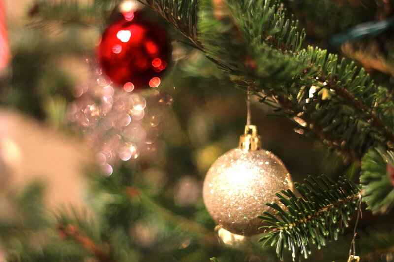 Christmas Ornament on Tree — Green, Festive