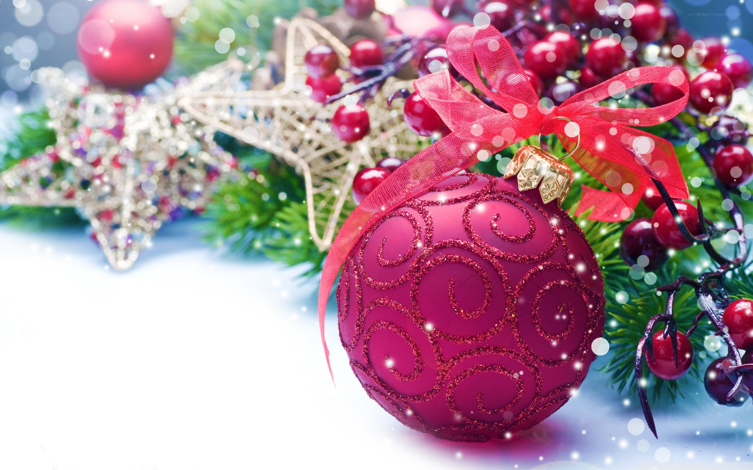 Christmas ornament with berries