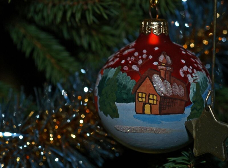 Christmas ornament with house scene