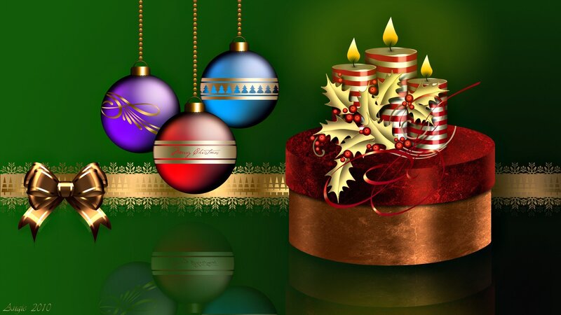 Christmas Ornaments and Candles — Green