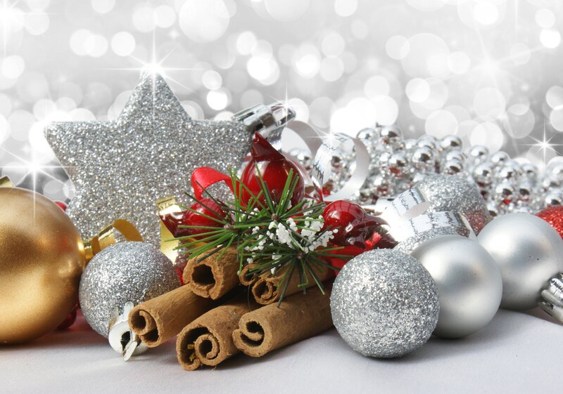 Christmas Ornaments and Cinnamon Sticks — Silver