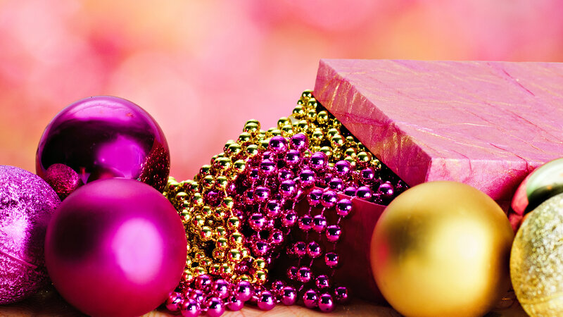 Christmas Ornaments and Gift Box — Pink