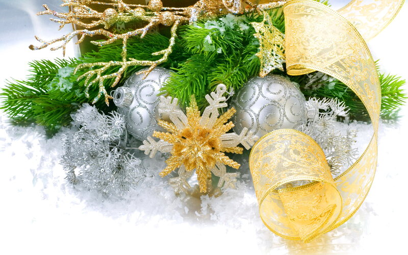 Christmas Ornaments and Snow — Gold