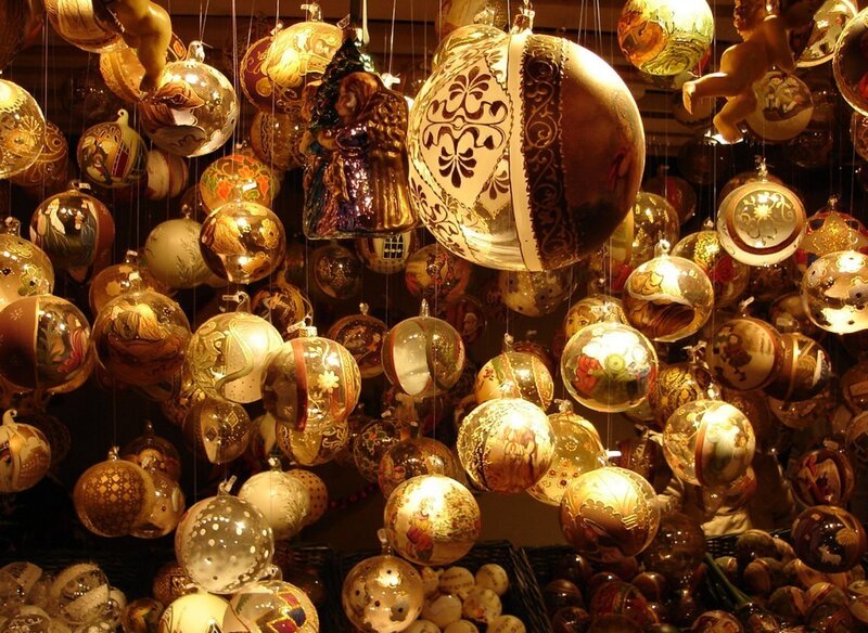 Christmas ornaments display