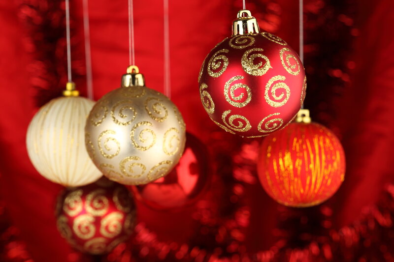 Christmas Ornaments Hanging — Red