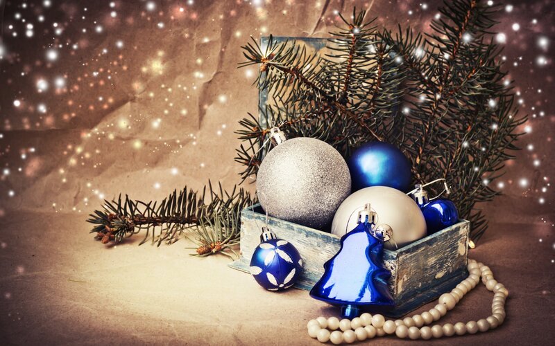 Christmas Ornaments in Box — Blue