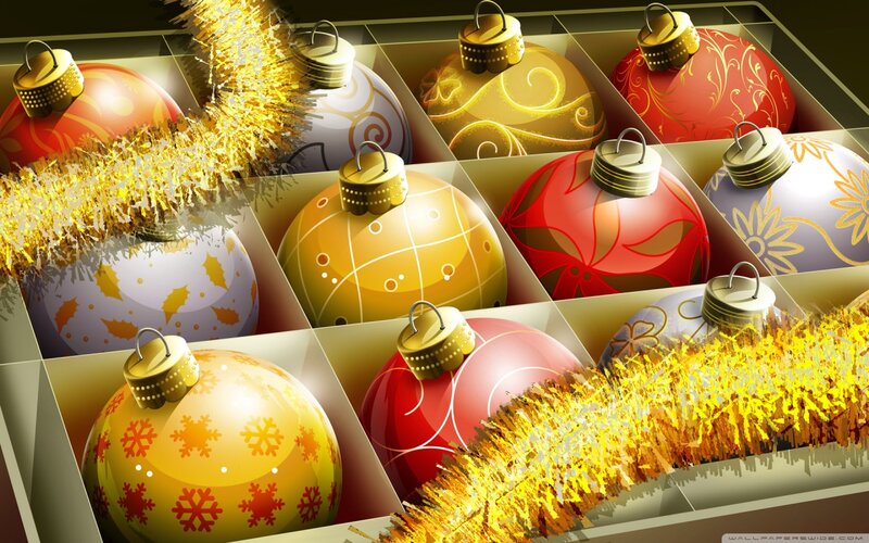 Christmas Ornaments in Box — Gold, Festive