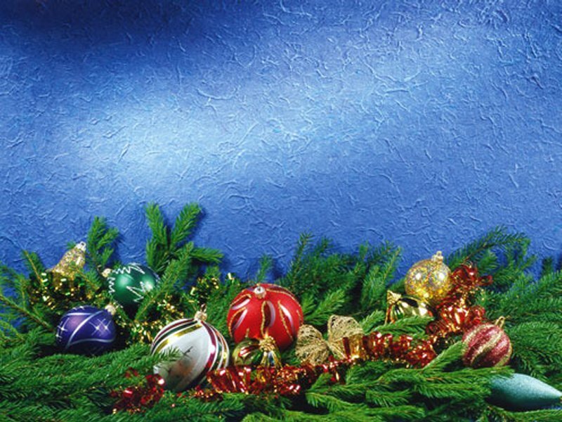 Christmas Ornaments on Pine — Blue