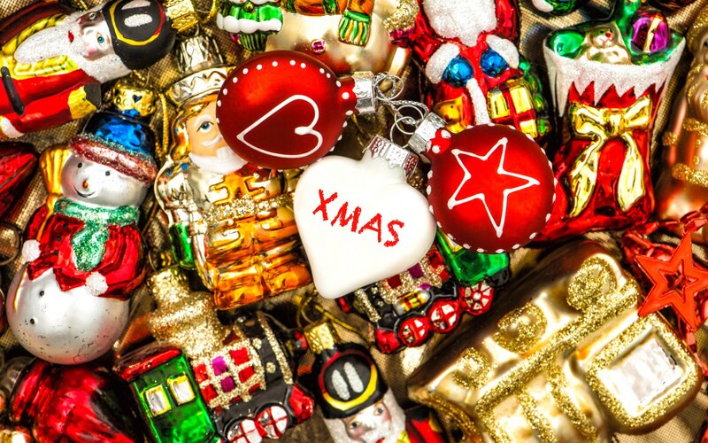 Christmas Ornaments — Red, Festive, Winter, Photograph, Snowman