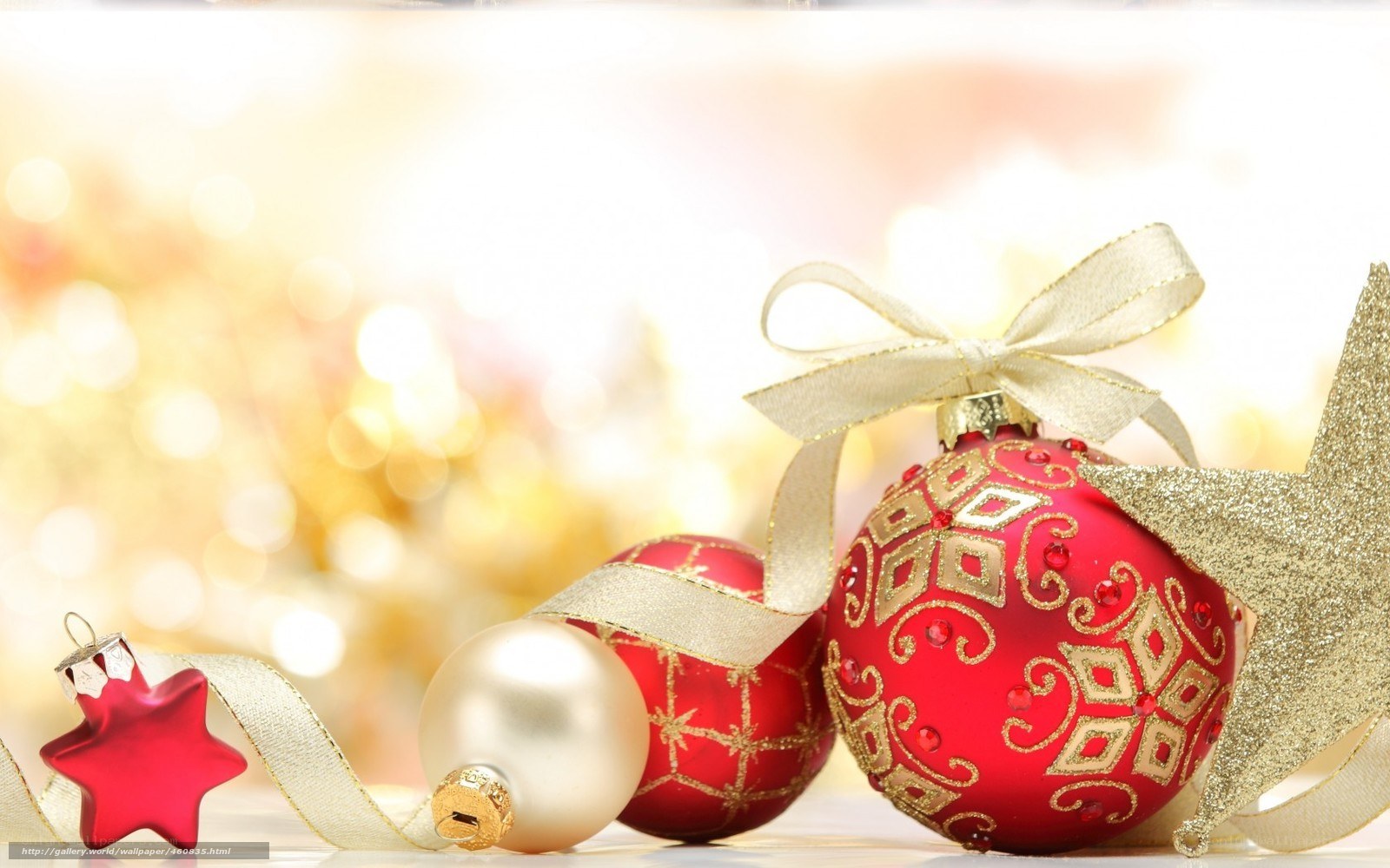Christmas ornaments with gold bow