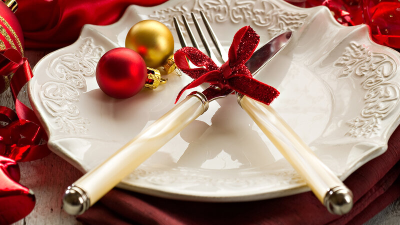 Christmas Place Setting — Red