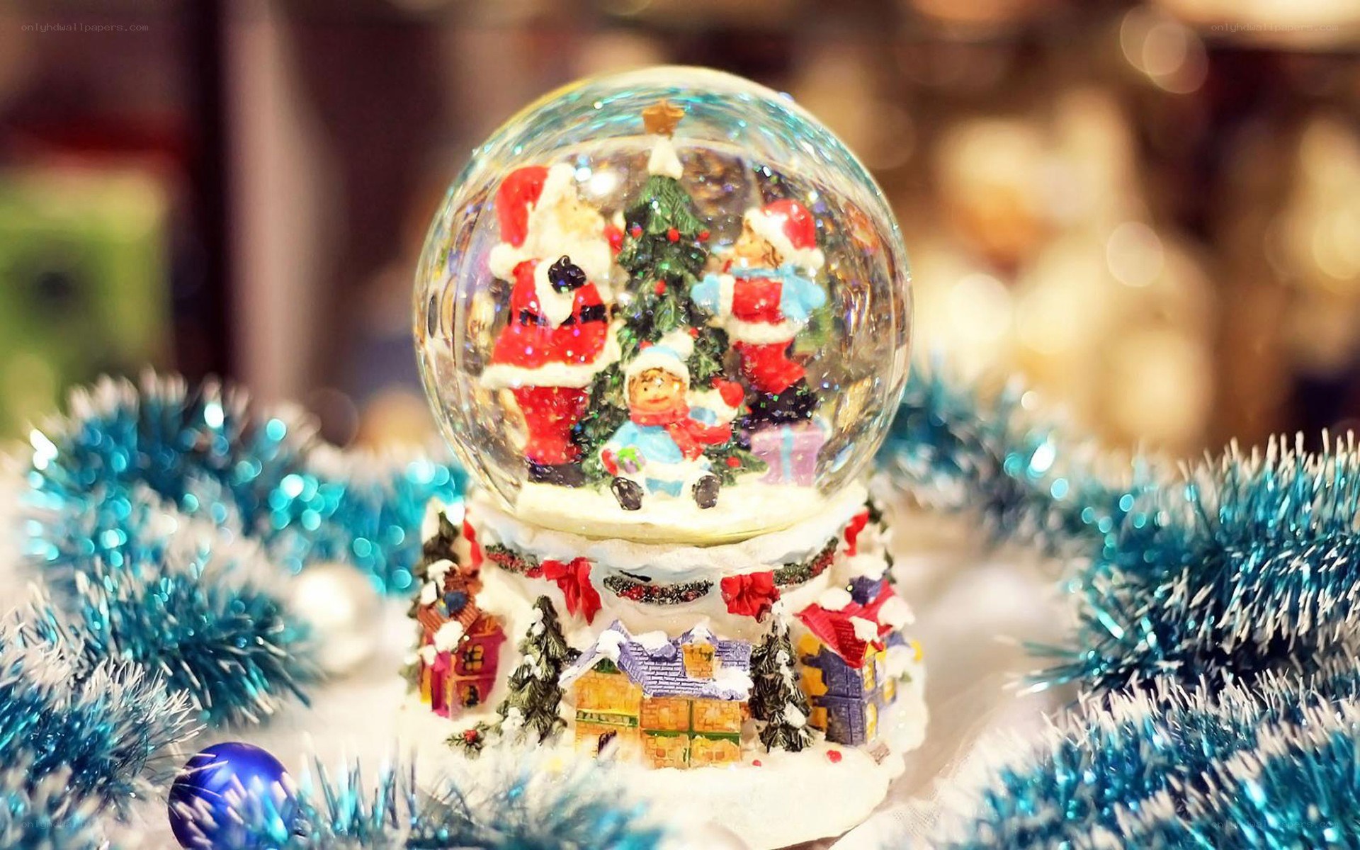 Christmas snow globe decoration