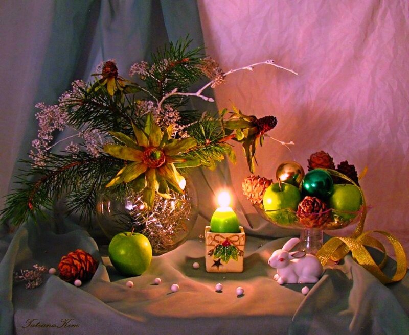 Christmas Still Life Arrangement — Green