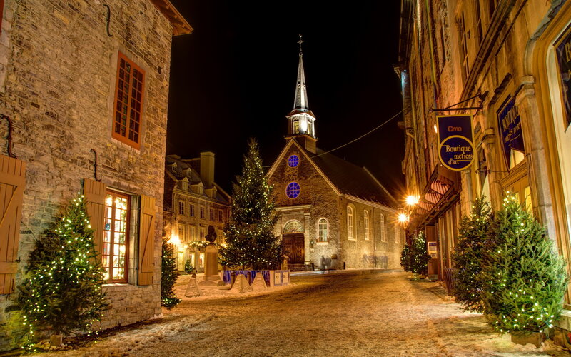 Christmas Street at Night — Brown