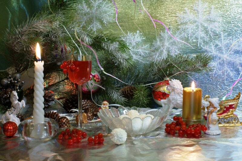Christmas Table Setting — Green