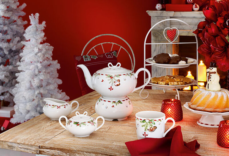 Christmas Tea Set — Red
