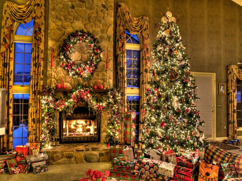 Christmas Tree and Fireplace — Green, Festive, Night, Photograph, Wreath