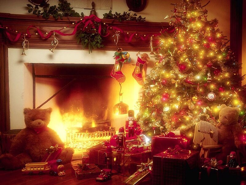 Christmas Tree and Fireplace — Red