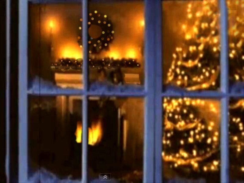 Christmas Tree and Fireplace — Yellow