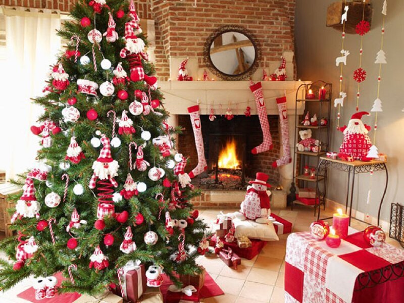 Christmas Tree in Living Room — Red, Cozy, Winter