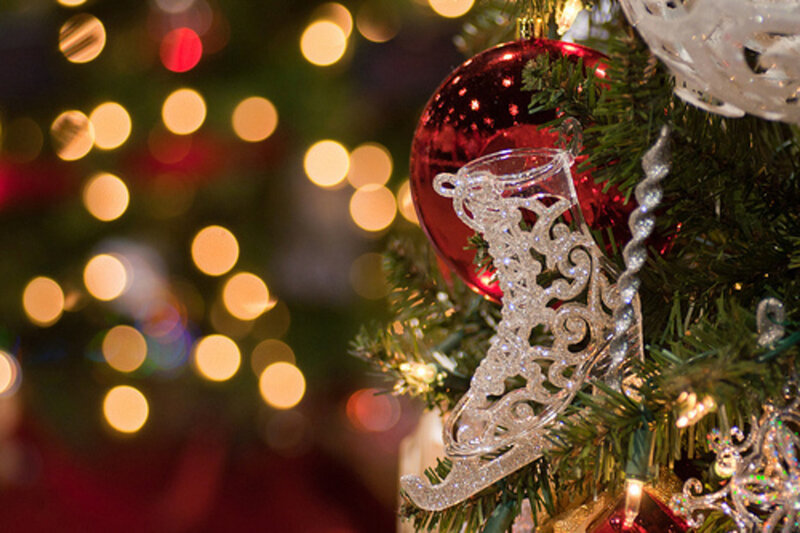 Christmas Tree Ornament — Green, Festive