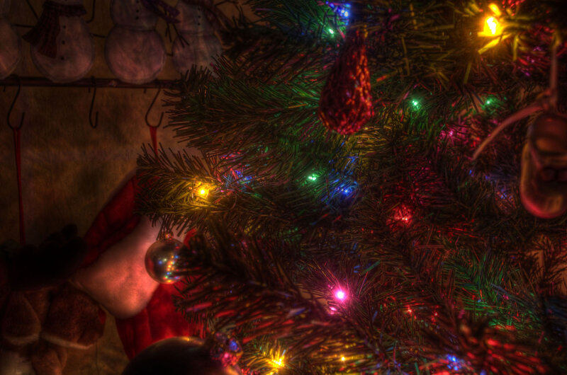 Christmas Tree with Lights — Green