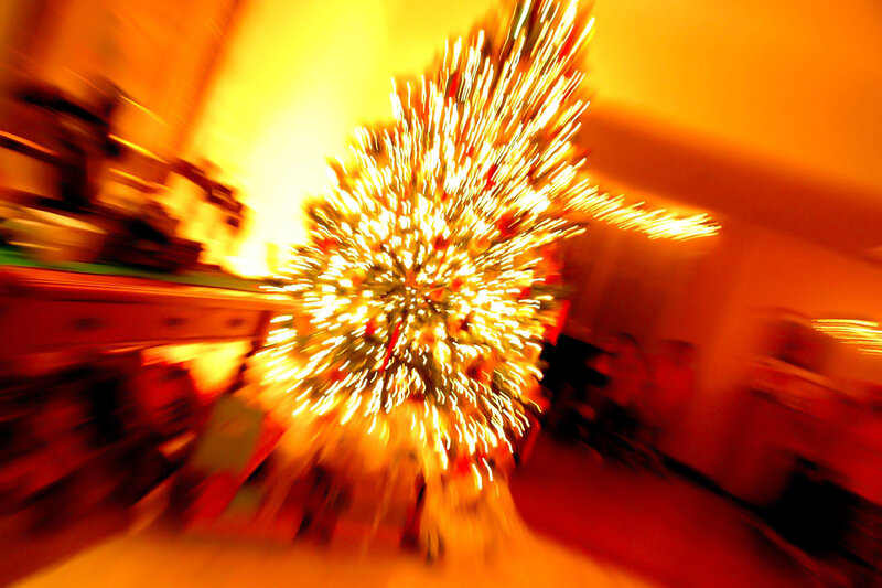 Christmas Tree with Lights — Yellow