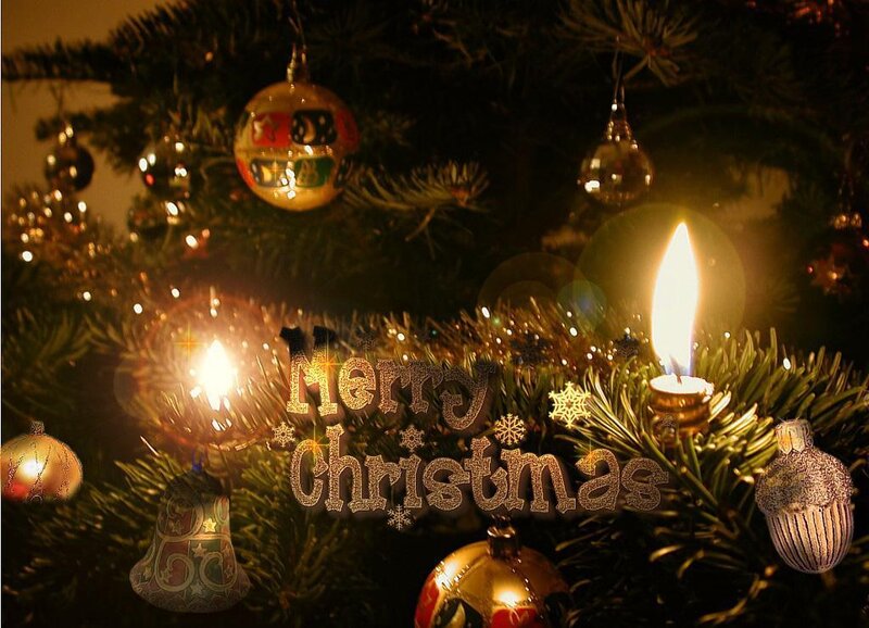 Christmas Tree with Ornaments — Green, Festive
