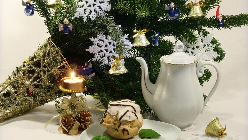 Christmas Tree with Treats